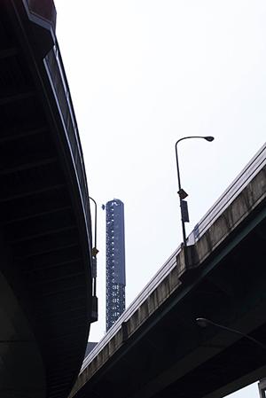 専門店でハイラックスサーフカスタム