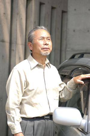 カーカバーで愛車を何年後も購入した形に